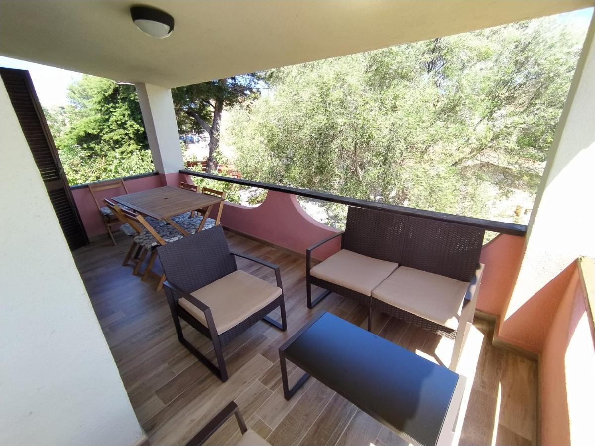 Casa Smeralda Cannigione Luaran gambar
