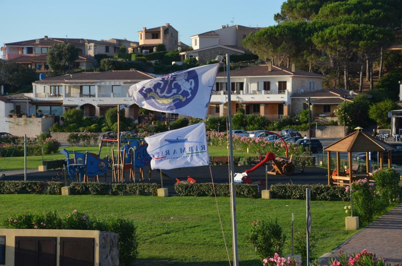 Casa Smeralda Cannigione Luaran gambar