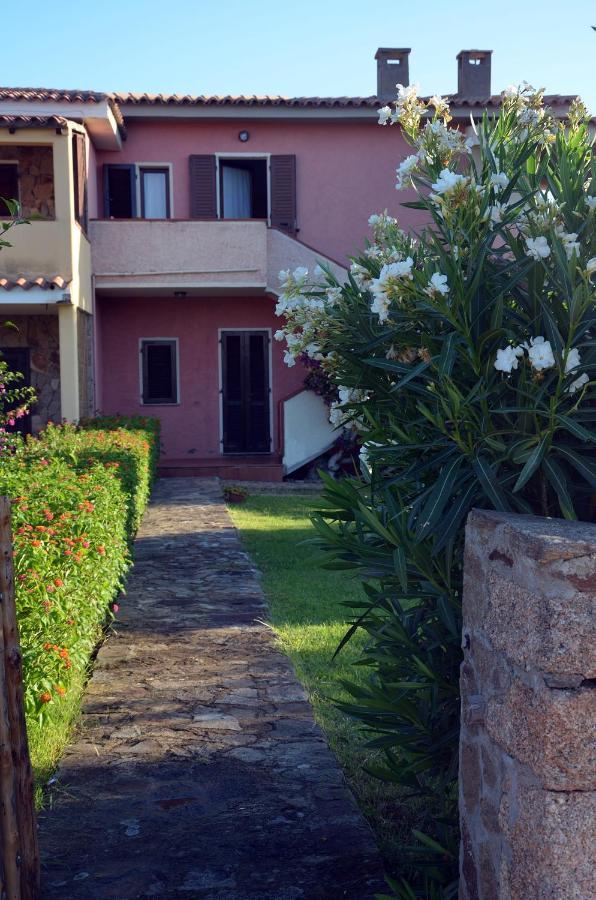 Casa Smeralda Cannigione Luaran gambar